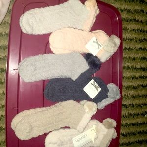NWT, lemon slipper socks, 6 pairs total